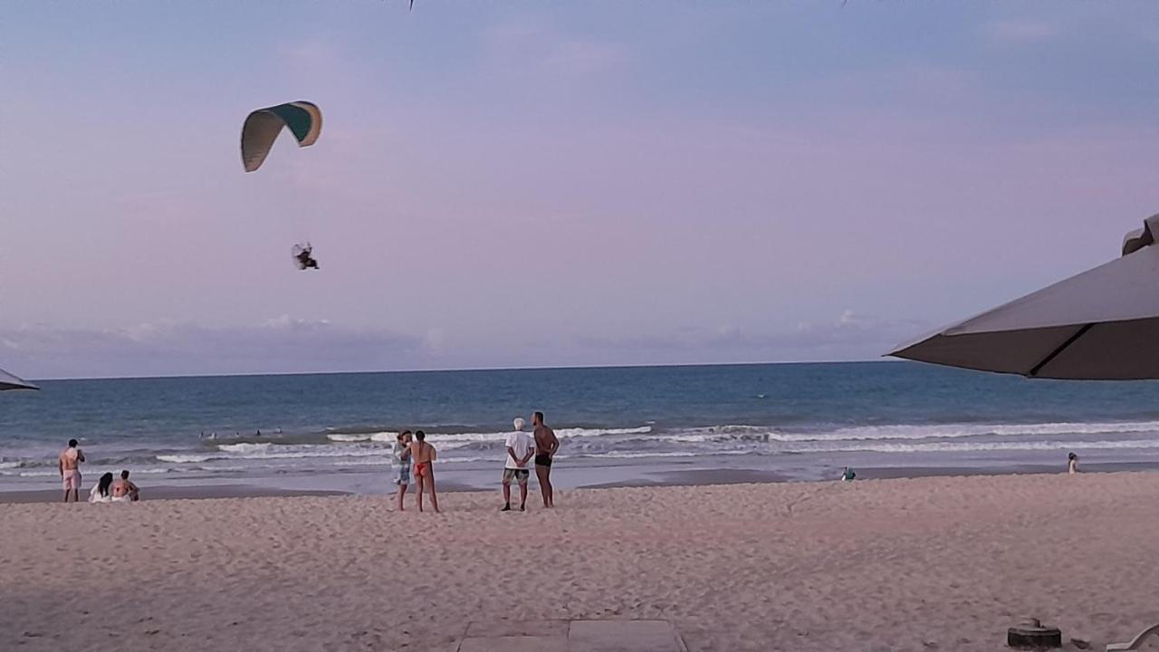 Paraiso Das Dunas - Apartamento A Beira Mar Com Jacuzzi - Proximo Ao Beach Park Акирас Экстерьер фото